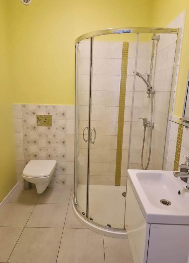Zielono Mi - Dom Goscinny W Lapalicach Lapalice Εξωτερικό φωτογραφία